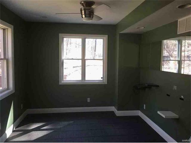 8 Fielding Rd, Saint Louis, MO 63124 photo 19