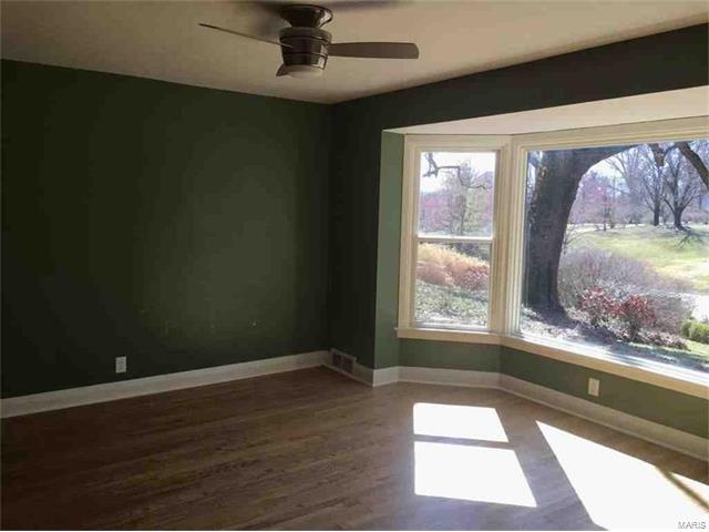8 Fielding Rd, Saint Louis, MO 63124 photo 9