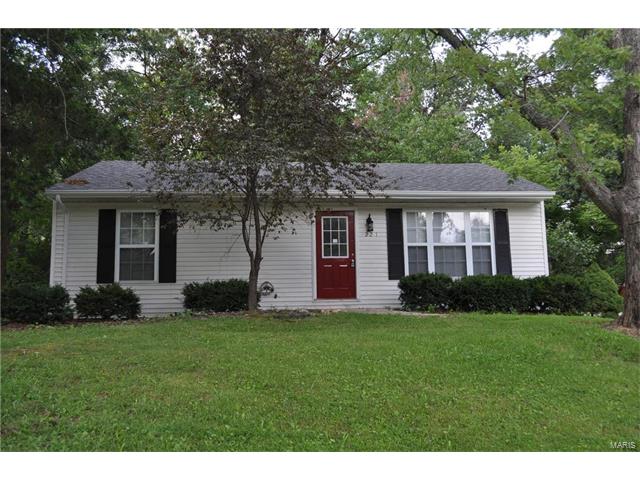 221 Highview Dr, Ballwin, MO 63011 photo 1
