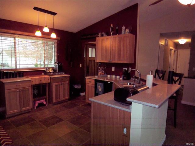 1357 Osage Mdws, O'fallon, MO 63366 photo 4