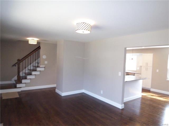612 Burwick Ter, Ballwin, MO 63021 photo 4