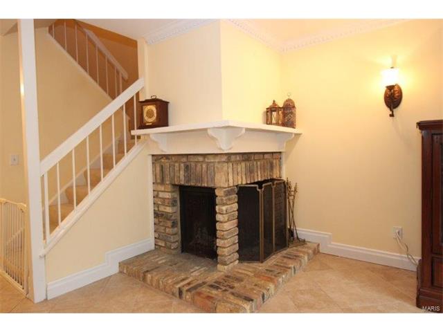 1578 Autumn Leaf Dr, Ballwin, MO 63021 photo 6