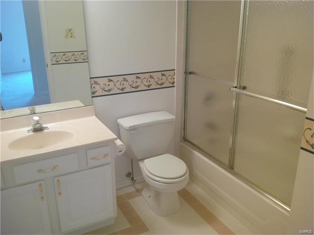 1642 Whispering Crk #A, Ballwin, MO 63021 photo 19