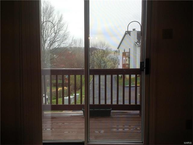 1642 Whispering Crk #A, Ballwin, MO 63021 photo 14