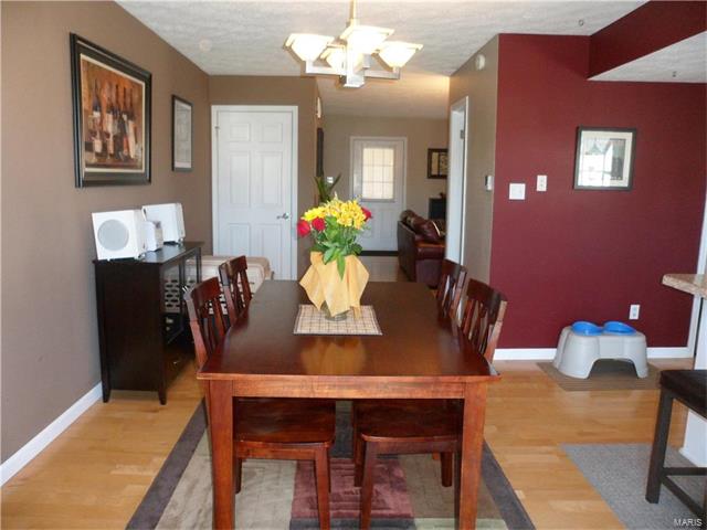 1364 Deerfield Estates Dr, O'fallon, MO 63366 photo 4