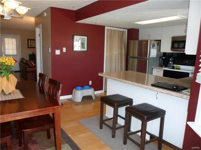 1364 Deerfield Estates Dr, O'fallon, MO 63366 photo 6