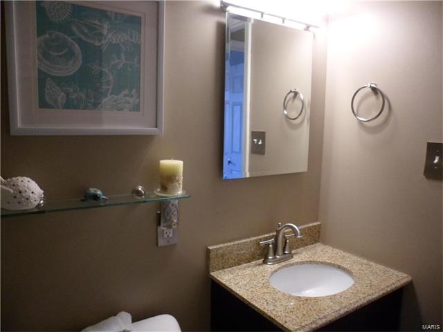 1364 Deerfield Estates Dr, O'fallon, MO 63366 photo 17