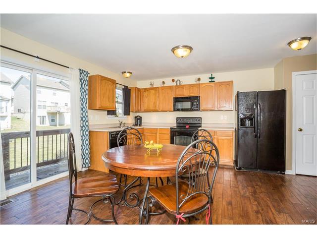 329 Wild Oak Dr, O'fallon, MO 63368 photo 8