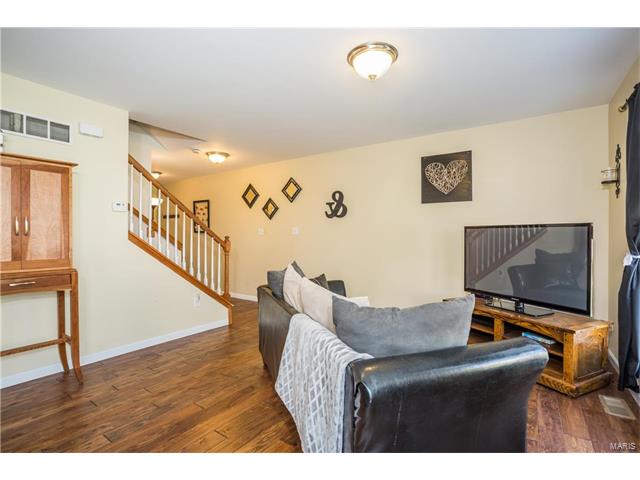 329 Wild Oak Dr, O'fallon, MO 63368 photo 6