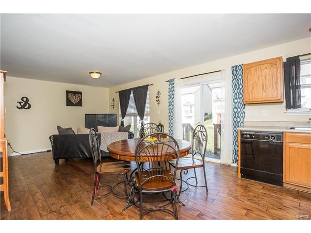 329 Wild Oak Dr, O'fallon, MO 63368 photo 10