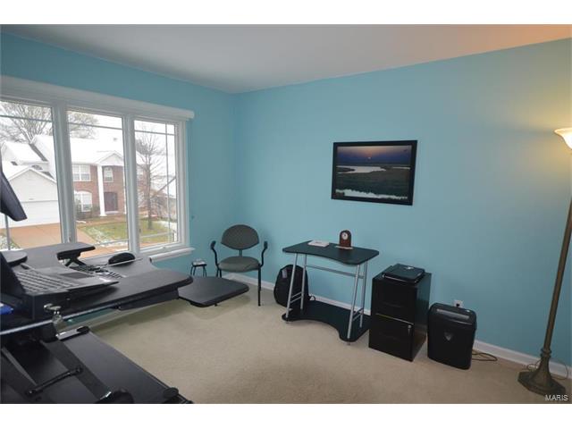 624 Canary Estates Dr, Ballwin, MO 63021 photo 25