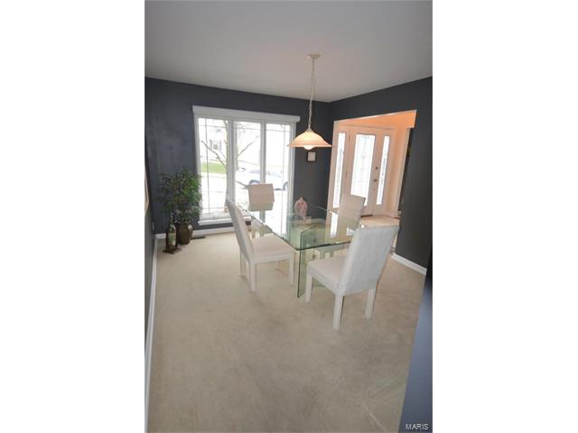 624 Canary Estates Dr, Ballwin, MO 63021 photo 20