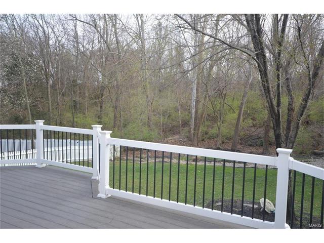 624 Canary Estates Dr, Ballwin, MO 63021 photo 7
