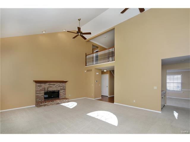 1551 Englebrook Dr, Wildwood, MO 63011 photo 9