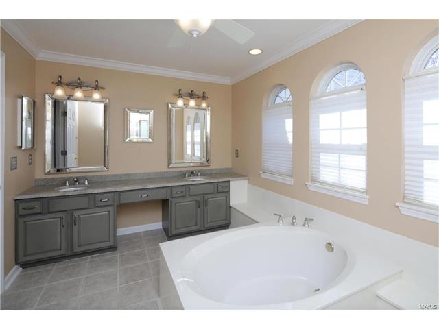1551 Englebrook Dr, Wildwood, MO 63011 photo 15