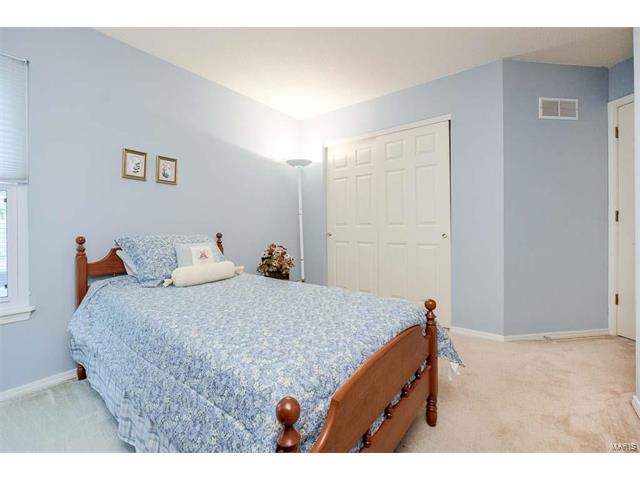 478 Oak Glen Dr, Ballwin, MO 63021 photo 31