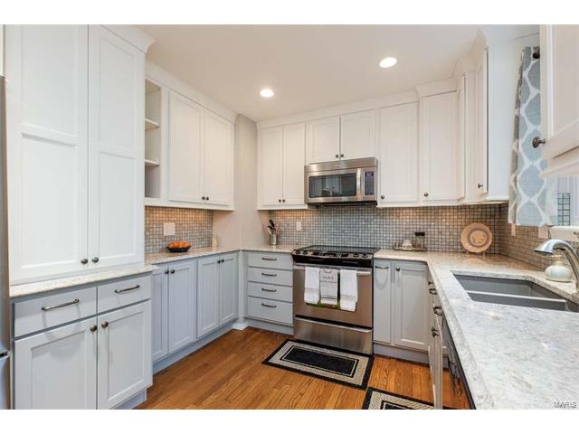 478 Oak Glen Dr, Ballwin, MO 63021 photo 8
