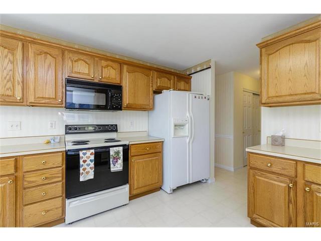 3085 Devilla Trl, Saint Charles, MO 63301 photo 11