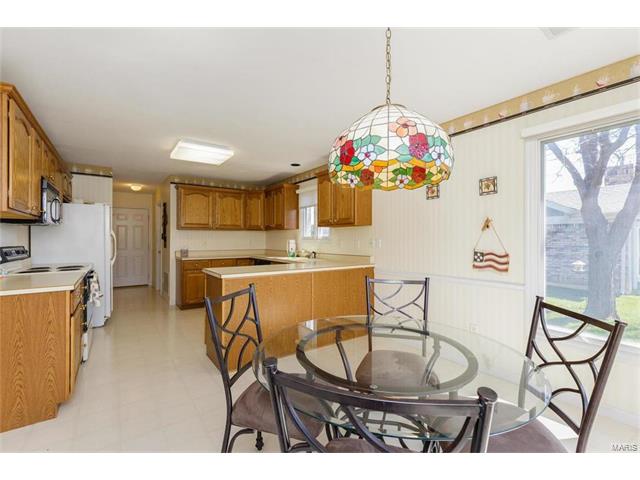 3085 Devilla Trl, Saint Charles, MO 63301 photo 8