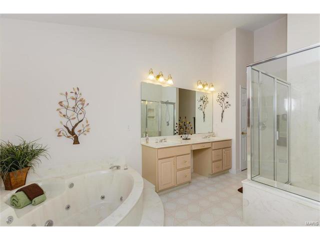 3085 Devilla Trl, Saint Charles, MO 63301 photo 15
