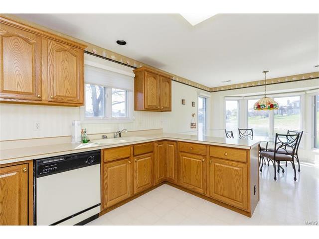 3085 Devilla Trl, Saint Charles, MO 63301 photo 9