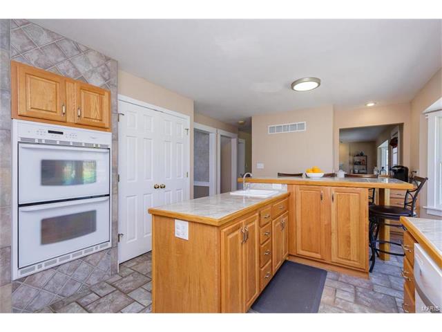 172 Spring Oaks Dr, Ballwin, MO 63011 photo 15