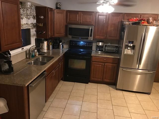 1142 Marsh Ave, Ellisville, MO 63011 photo 8