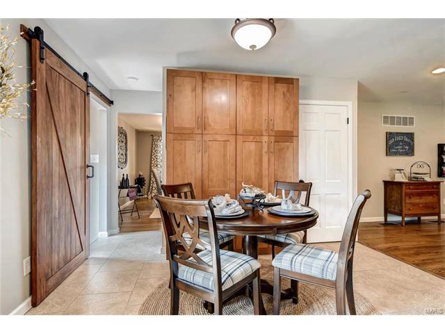242 Ashbourne Dr, Ballwin, MO 63011 photo 11