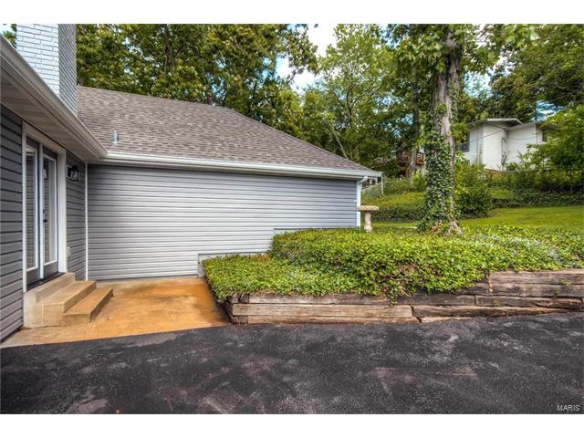 242 Ashbourne Dr, Ballwin, MO 63011 photo 26