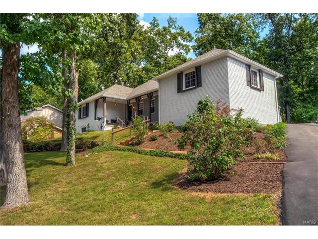 242 Ashbourne Dr, Ballwin, MO 63011 photo 2