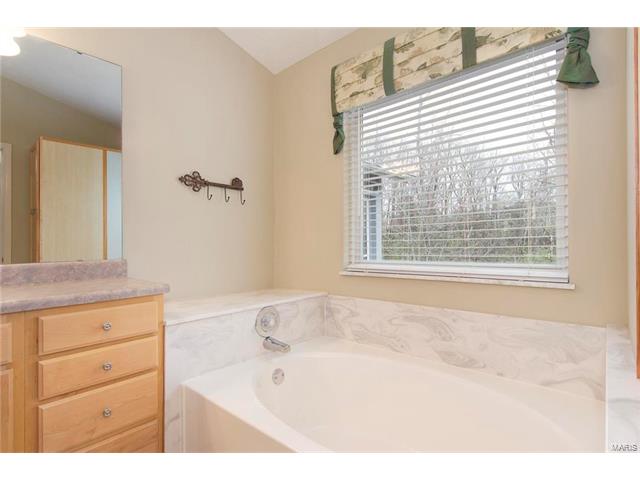 3047 Bromley Dr, O'fallon, MO 63368 photo 20