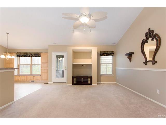 3047 Bromley Dr, O'fallon, MO 63368 photo 5