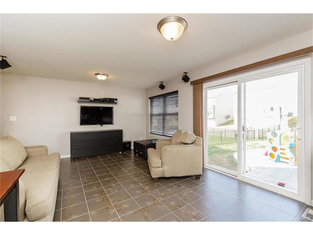 425 Spring Trce, O'fallon, MO 63368 photo 6