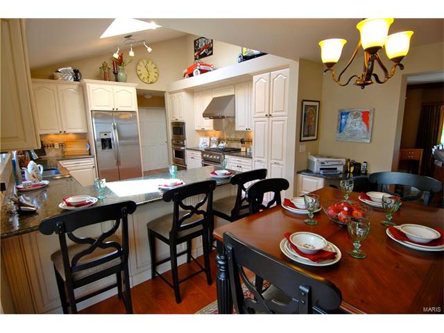 1603 Dalton Ter, Ballwin, MO 63021 photo 13