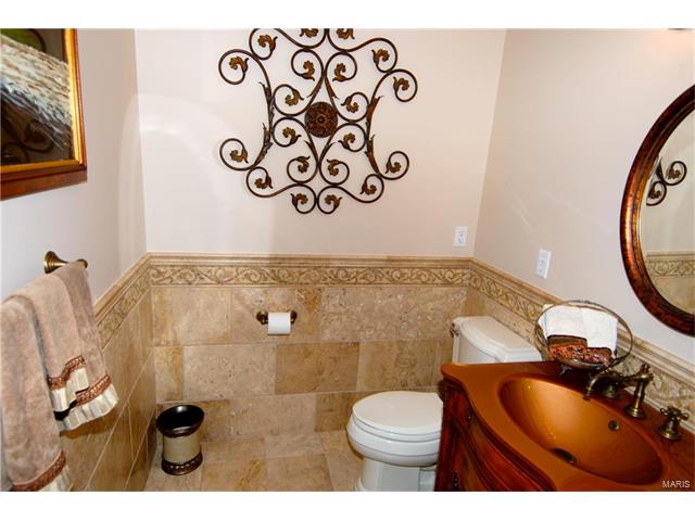 1603 Dalton Ter, Ballwin, MO 63021 photo 17