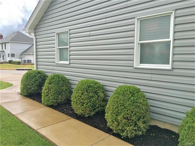 1603 Dalton Ter, Ballwin, MO 63021 photo 4