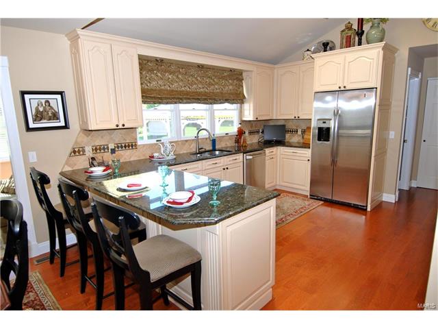 1603 Dalton Ter, Ballwin, MO 63021 photo 14