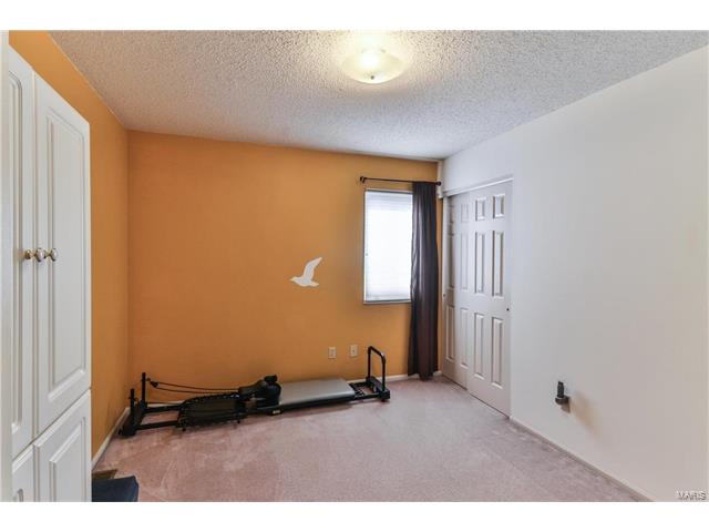 240 Old Stone Ct, O'fallon, MO 63368 photo 35