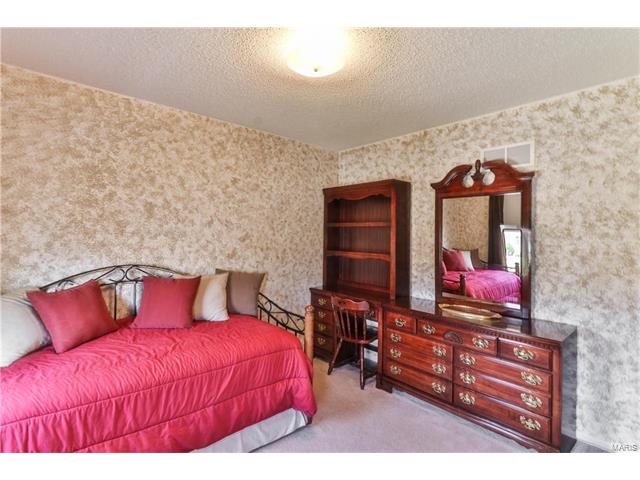 240 Old Stone Ct, O'fallon, MO 63368 photo 36