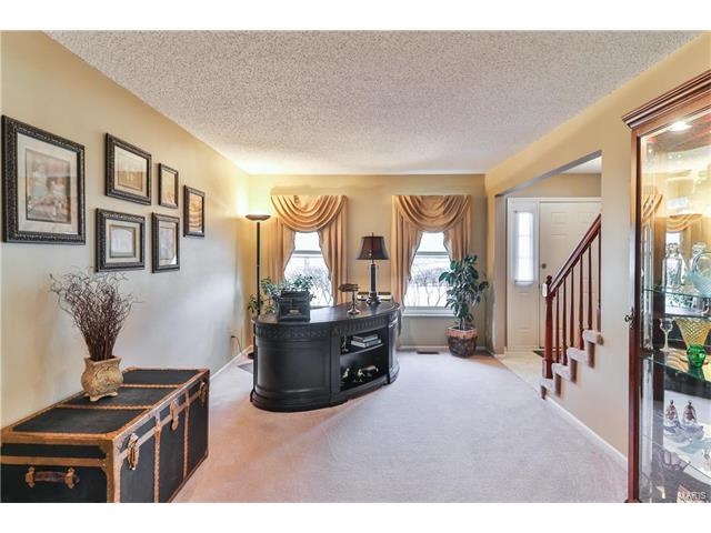 240 Old Stone Ct, O'fallon, MO 63368 photo 24