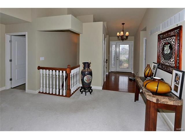 39 Orchid Ct, O'fallon, MO 63366 photo 3