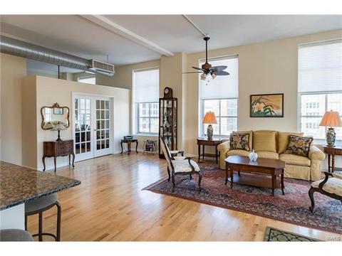1501 Locust St #404, Saint Louis, MO 63103 photo 7