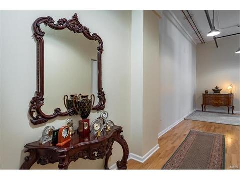 1501 Locust St #404, Saint Louis, MO 63103 photo 16
