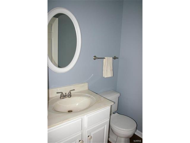 2505 Hidden Meadow Ln, Ballwin, MO 63021 photo 10