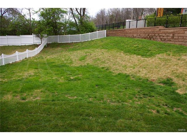 2505 Hidden Meadow Ln, Ballwin, MO 63021 photo 15