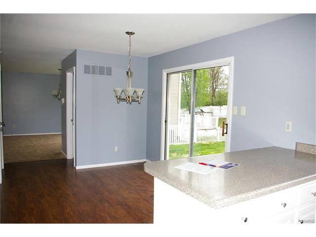 2505 Hidden Meadow Ln, Ballwin, MO 63021 photo 5