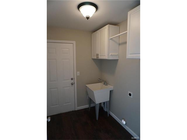 1446 Sunview Dr, O'fallon, MO 63366 photo 8