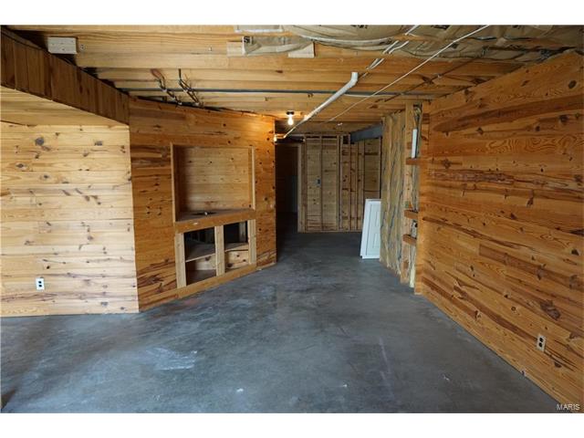 1446 Sunview Dr, O'fallon, MO 63366 photo 19