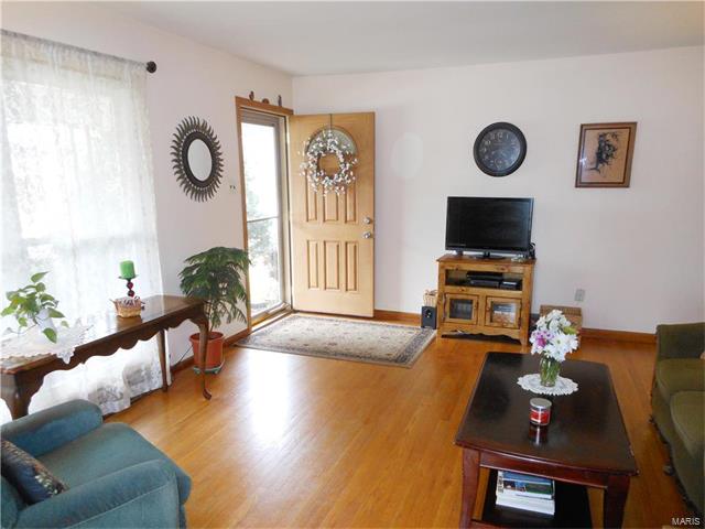 503 Shady Ln, O'fallon, MO 63366 photo 9