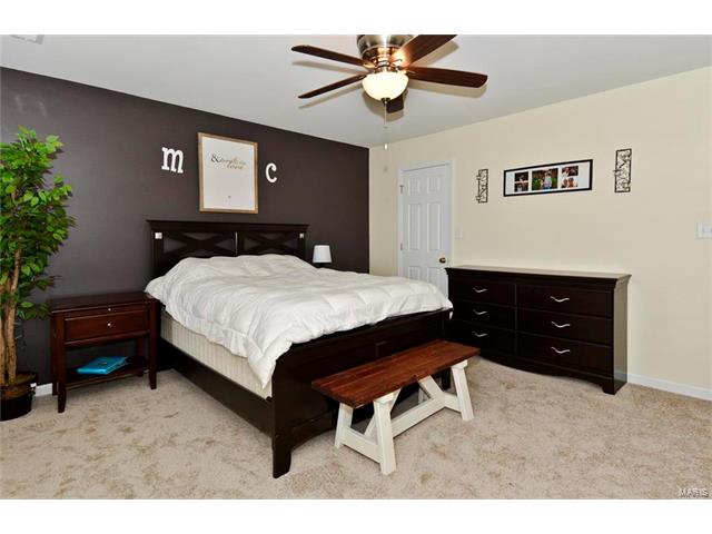 501 Springhurst Pkwy, O'fallon, MO 63368 photo 5